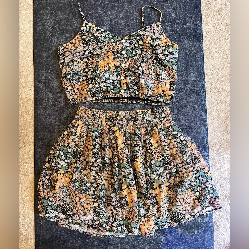 Two piece American Eagle set